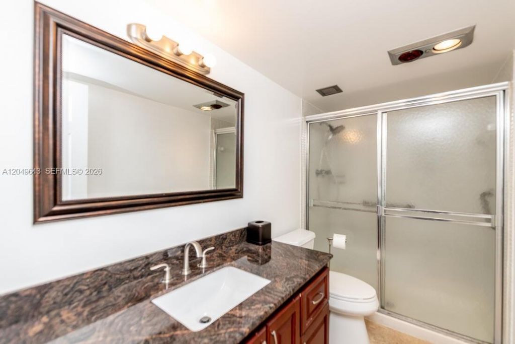 1985 S Ocean Dr , Unit 2Q, Hallandale Beach, FL 33009 Photo