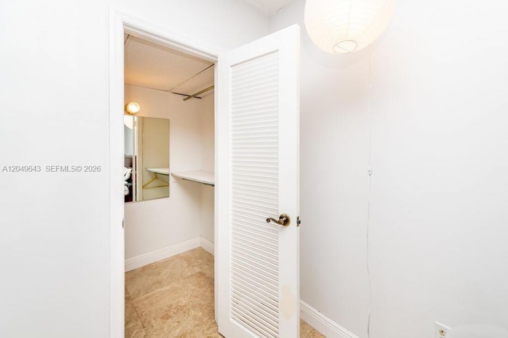 1985 S Ocean Dr , Unit 2Q, Hallandale Beach, FL 33009 Photo