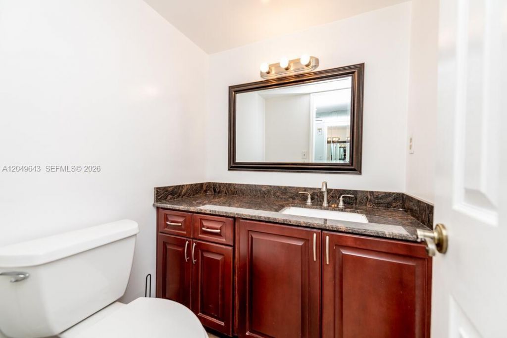 1985 S Ocean Dr , Unit 2Q, Hallandale Beach, FL 33009 Photo