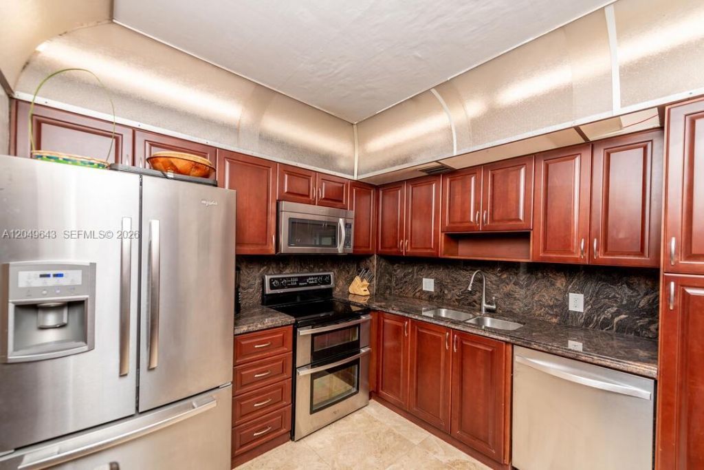 1985 S Ocean Dr , Unit 2Q, Hallandale Beach, FL 33009 Photo