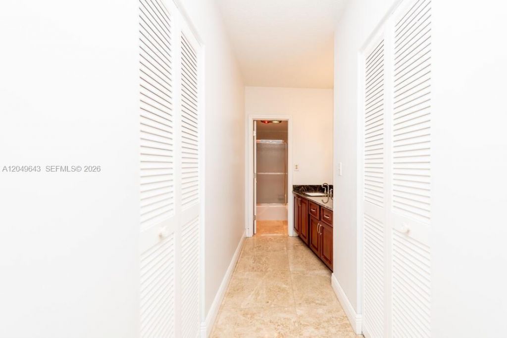 1985 S Ocean Dr , Unit 2Q, Hallandale Beach, FL 33009 Photo