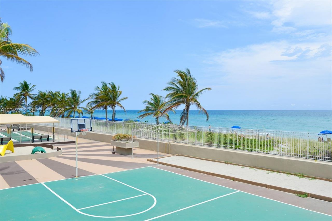 1985 S Ocean Dr , Unit 2Q, Hallandale Beach, FL 33009 Photo