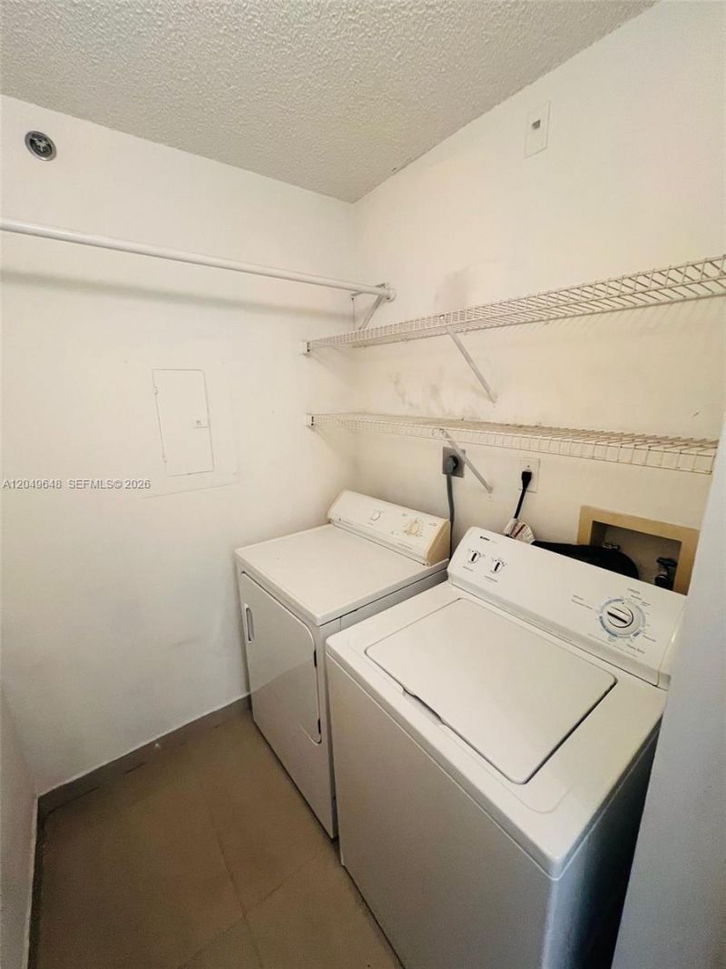 19601 E Country Club Dr, Unit 7405, Aventura, FL 33180 Photo
