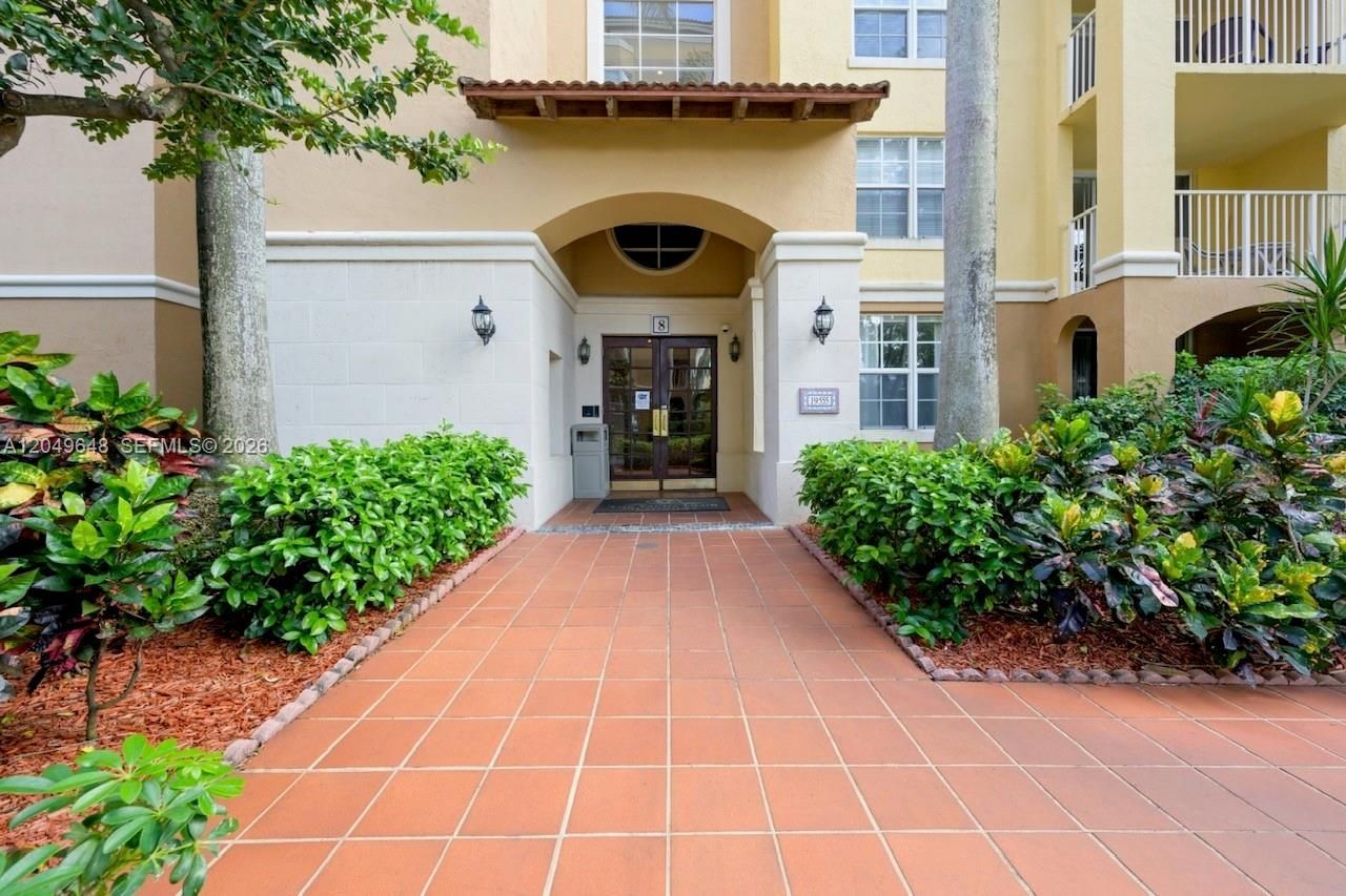 19601 E Country Club Dr, Unit 7405, Aventura, FL 33180 Photo