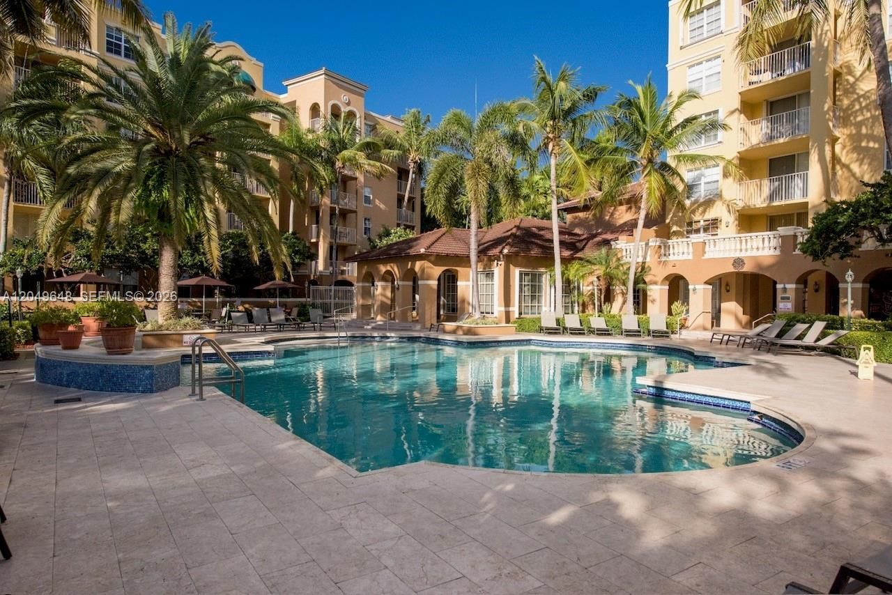 19601 E Country Club Dr, Unit 7405, Aventura, FL 33180 Photo