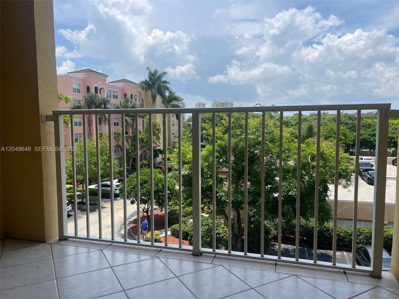 19601 E Country Club Dr, Unit 7405, Aventura, FL 33180 Photo