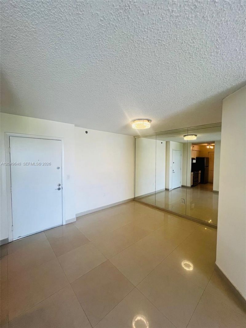 19601 E Country Club Dr, Unit 7405, Aventura, FL 33180 Photo