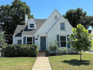 1014 Galloway Avenue , Dallas, TX 75216