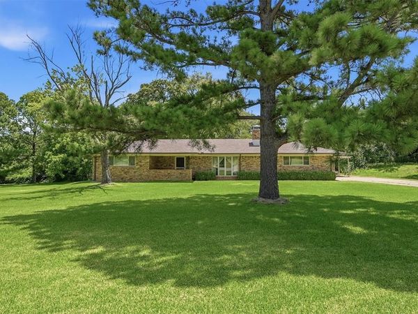 820 Layne Drive, Denison, TX 75020
