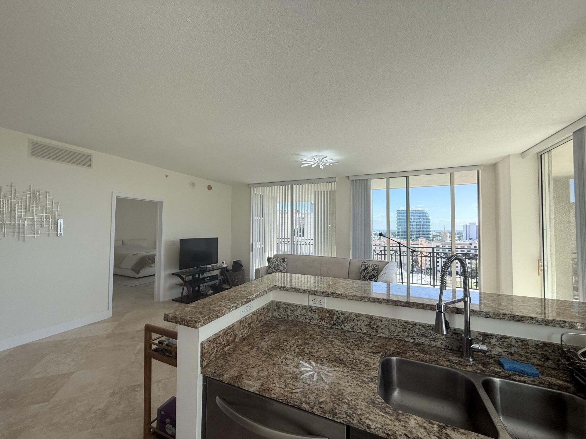 550 Okeechobee Boulevard, Unit 1201, West Palm Beach, FL 33401 Photo