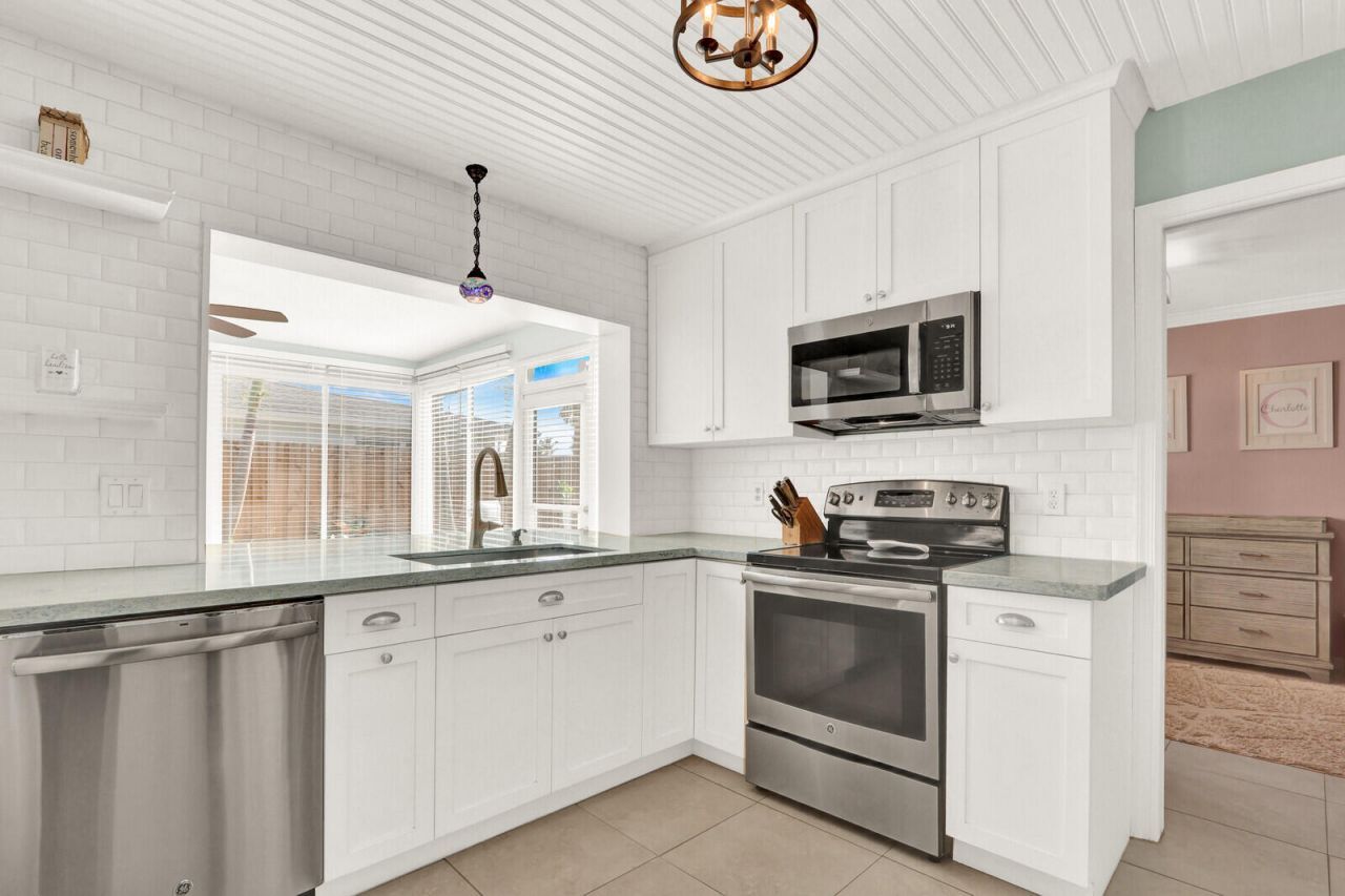 3739 Lighthouse Drive, Palm Beach Gardens, FL 33410 Photo