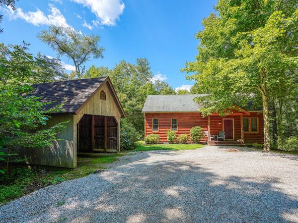 21221 Sterling Road , Logan, OH 43138