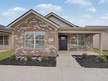 209 Harvest Park Drive, Berea, KY 40403
