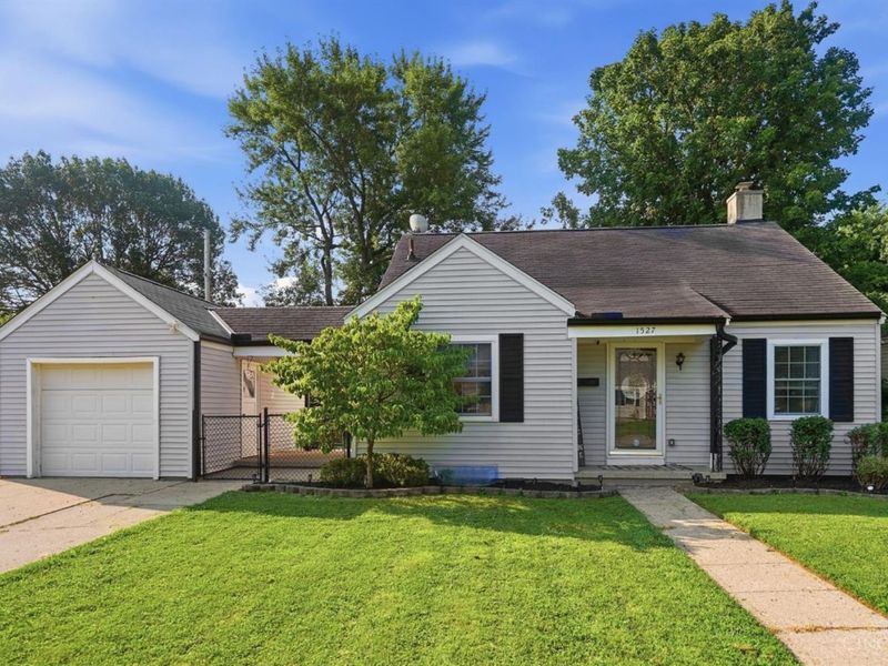 1527 Colony Terrace, Hamilton, OH 45013 Photo 1