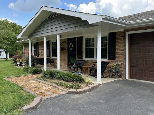 415 Moore Rd , Cookeville, TN 38506