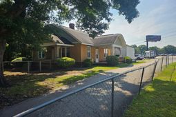 718 Broad River Road  photo 4