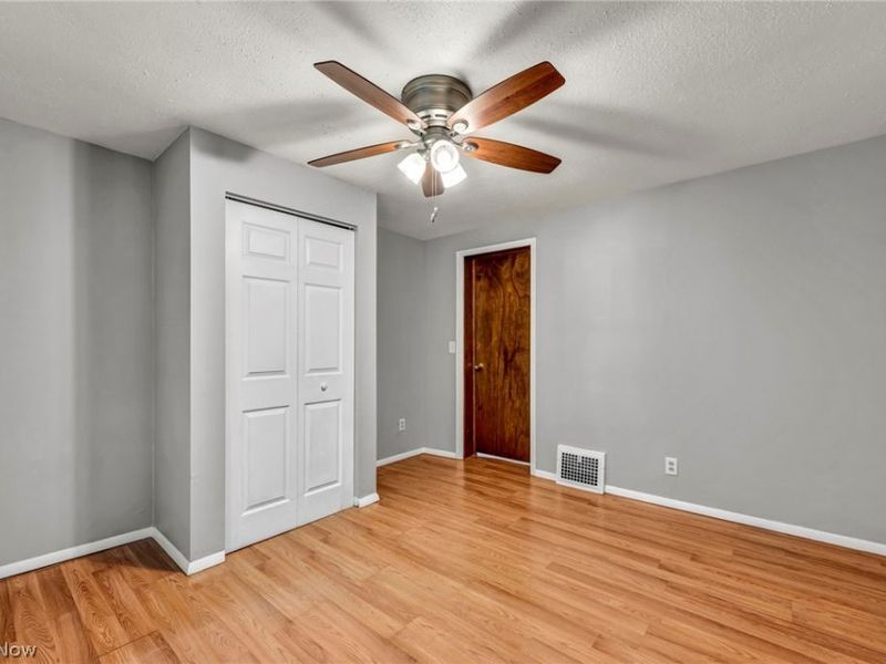 1559 Hopkins Avenue, Lakewood, OH 44107 Photo 13
