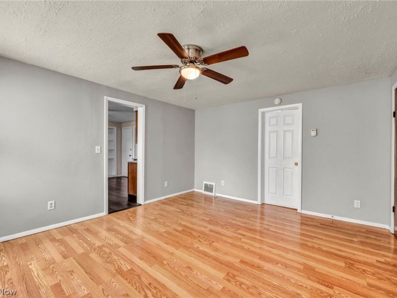 1559 Hopkins Avenue, Lakewood, OH 44107 Photo 15
