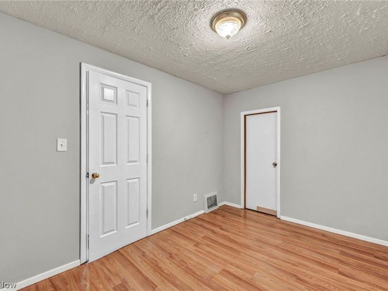 1559 Hopkins Avenue, Lakewood, OH 44107 Photo 17