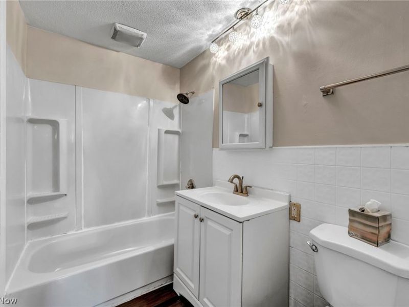 1559 Hopkins Avenue, Lakewood, OH 44107 Photo 18