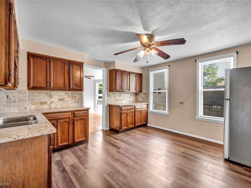 1559 Hopkins Avenue, Lakewood, OH 44107 Photo 6