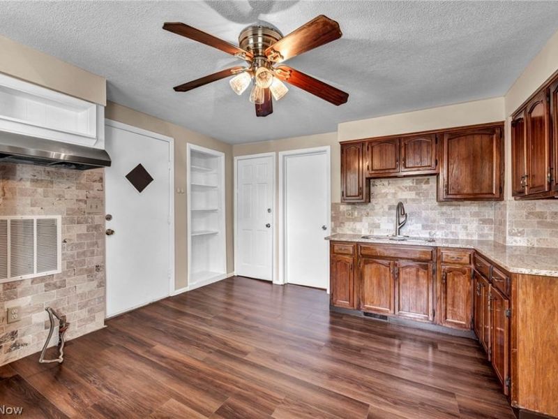 1559 Hopkins Avenue, Lakewood, OH 44107 Photo 7