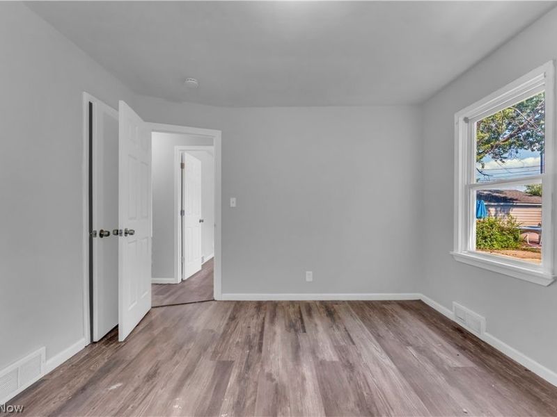 18304 Garden Boulevard, Warrensville Heights, OH 44128 Photo 14