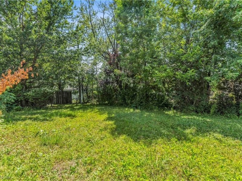 18304 Garden Boulevard, Warrensville Heights, OH 44128 Photo 24