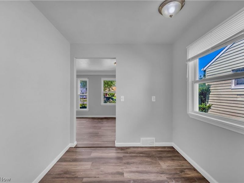 18304 Garden Boulevard, Warrensville Heights, OH 44128 Photo 7