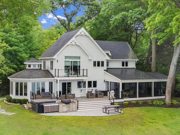 2145 E Lake Shore DRIVE, Twin Lakes, WI 53181