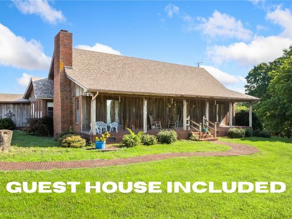 318 Friends Road, Western Grove, AR 72685