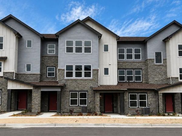 24111 E 54th Place , Aurora, CO 80019