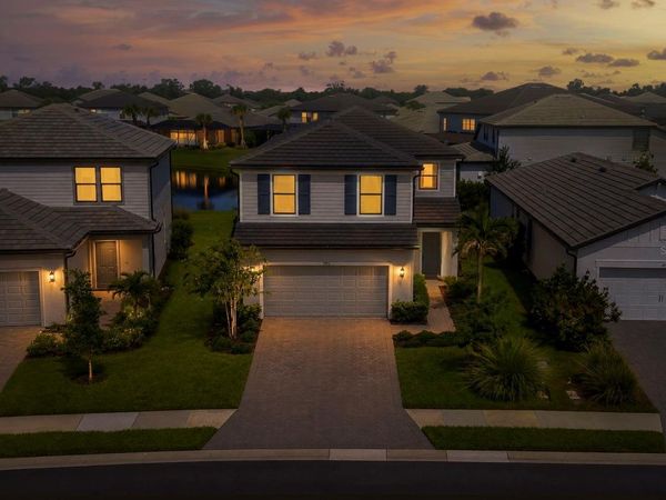 5752 SILVERSIDE PINE COURT , BRADENTON, FL 34211