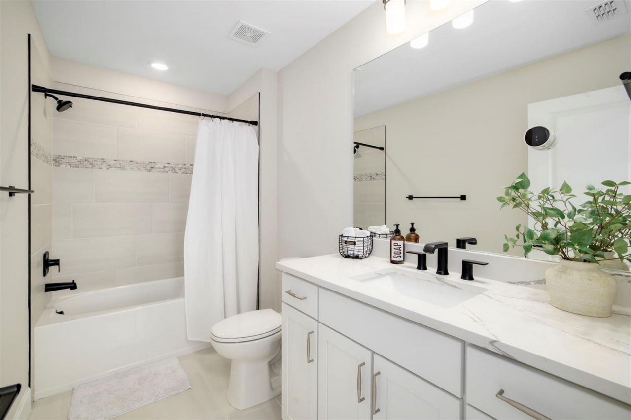 5752 Silverside Pine Court, Lakewood Ranch, FL 34211 Photo