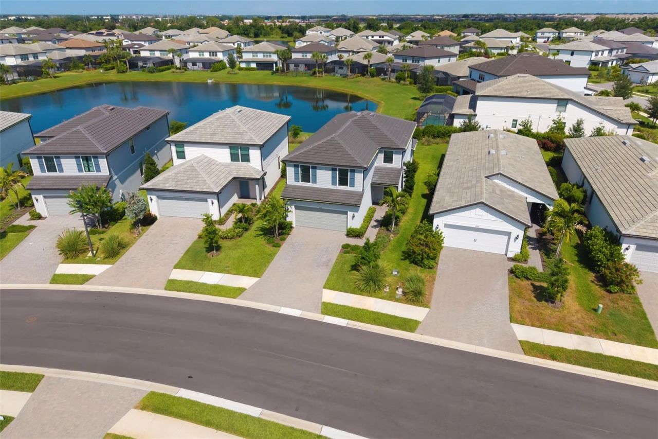 5752 Silverside Pine Court, Lakewood Ranch, FL 34211 Photo