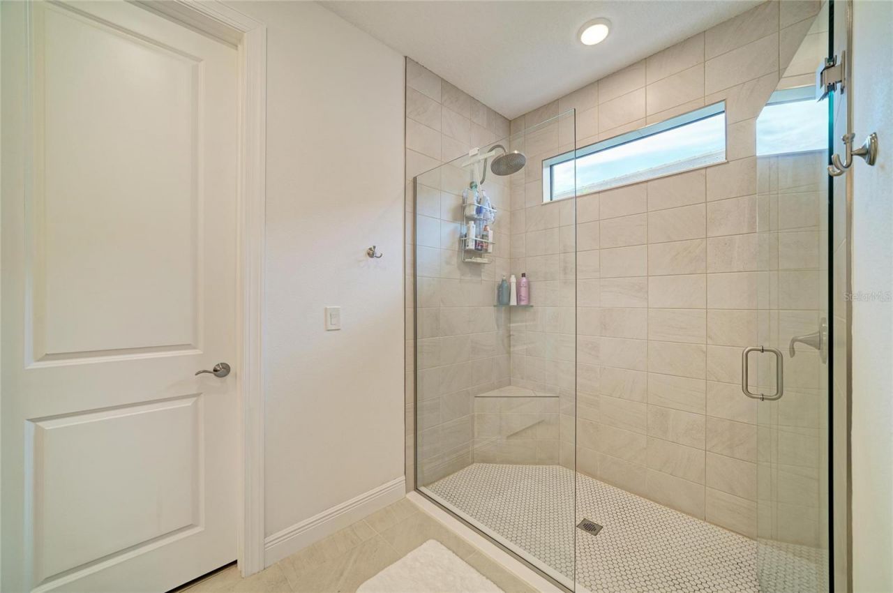 5286 Barnett Circle , Bradenton, FL 34211 Photo