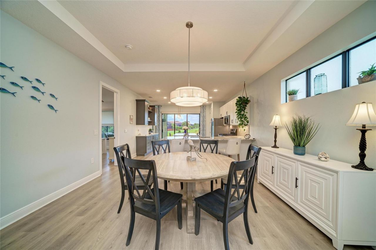 5286 Barnett Circle , Bradenton, FL 34211 Photo