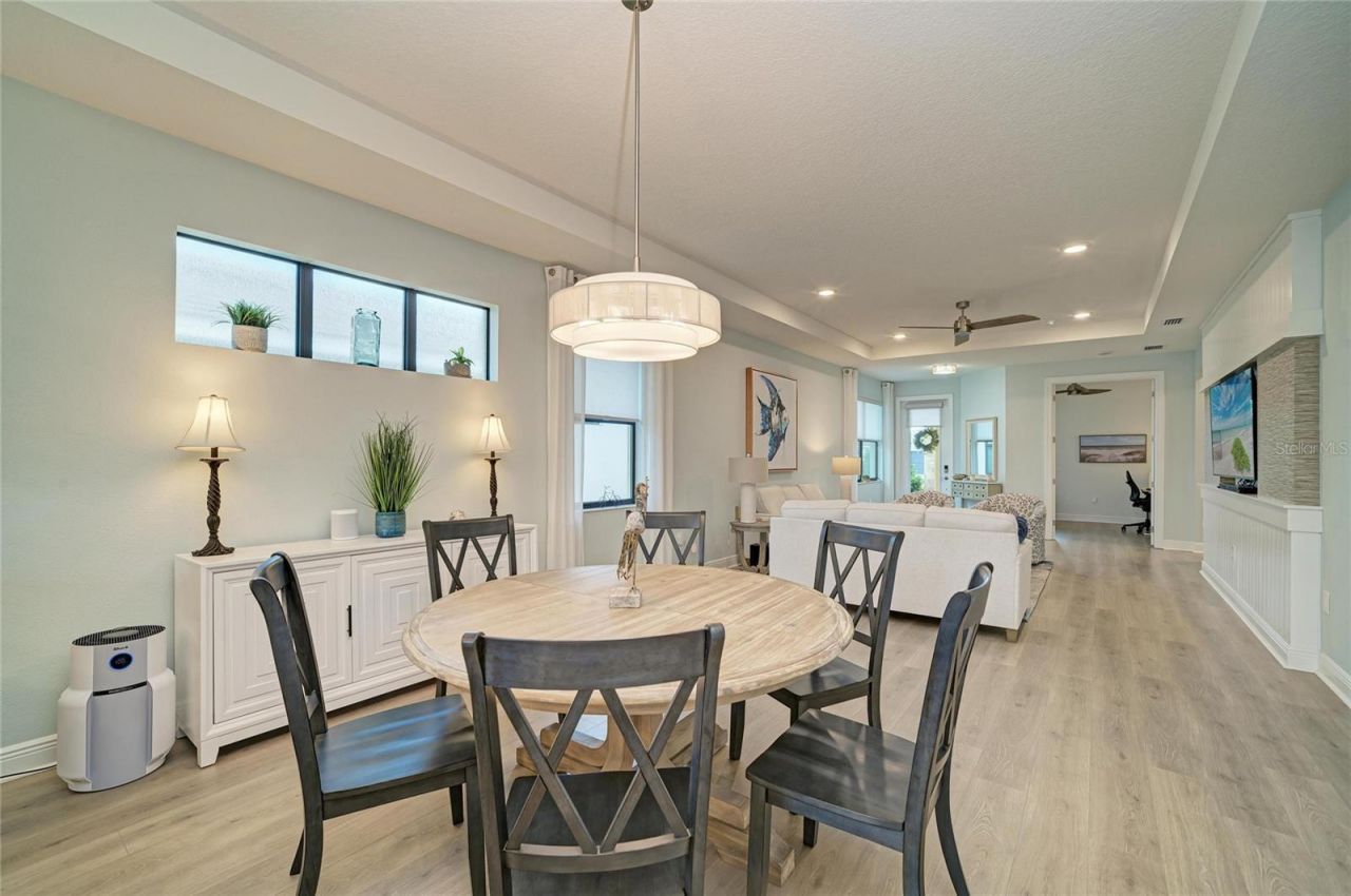 5286 Barnett Circle , Bradenton, FL 34211 Photo