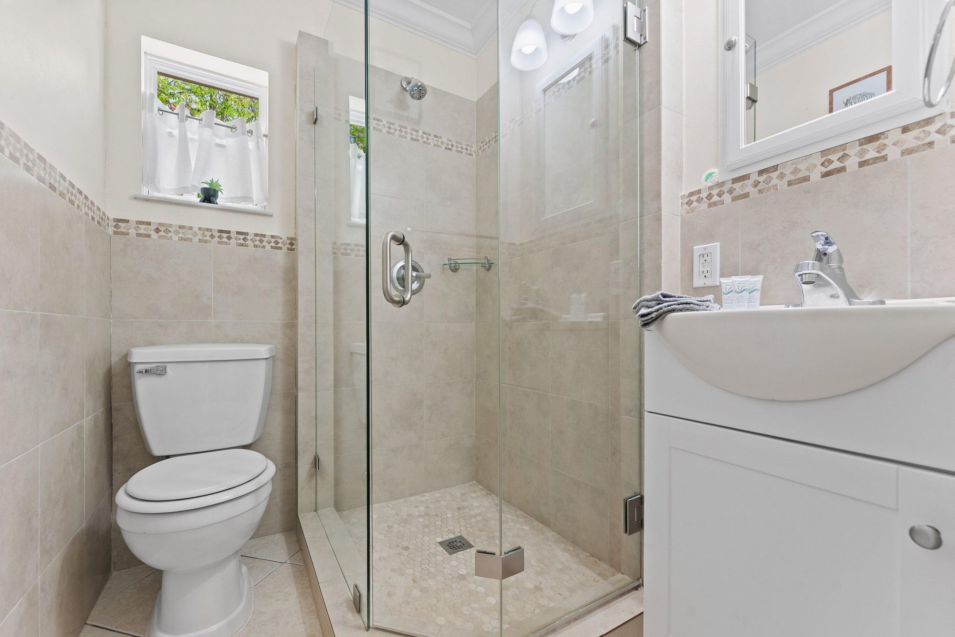 1638 NE 3rd Avenue, Delray Beach, FL 33444 Photo