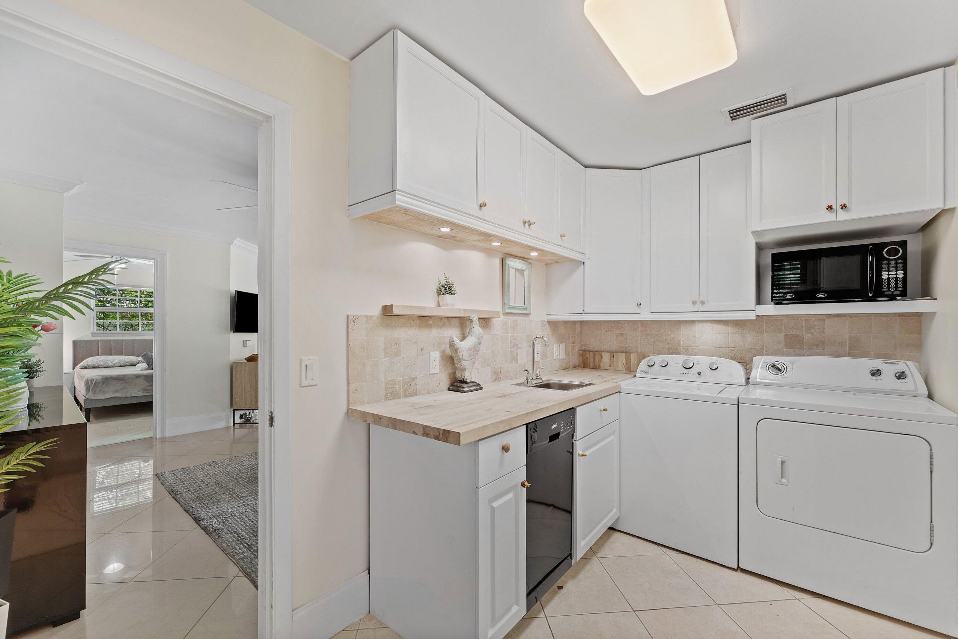 1638 NE 3rd Avenue, Delray Beach, FL 33444 Photo