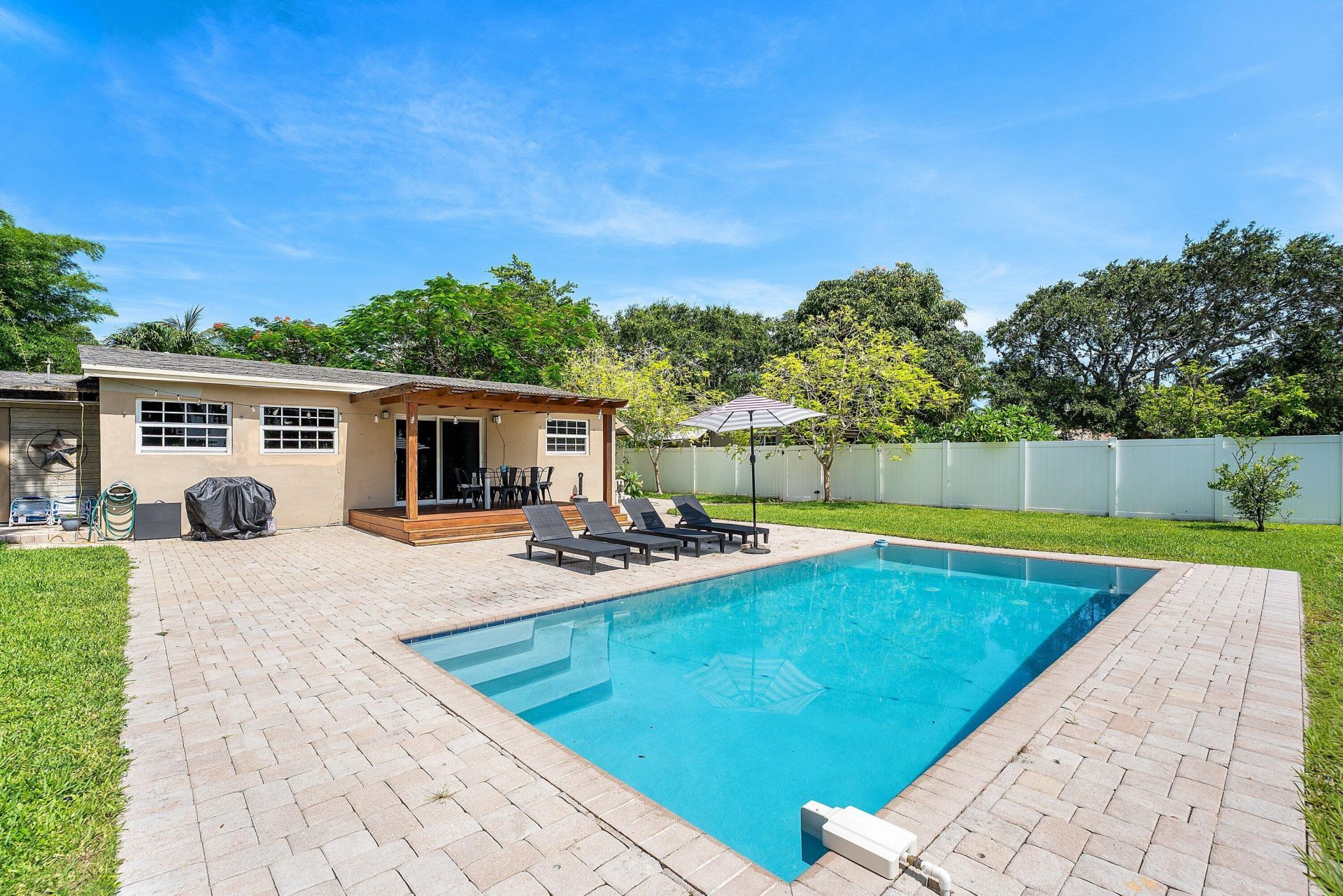 1638 NE 3rd Avenue, Delray Beach, FL 33444 Photo