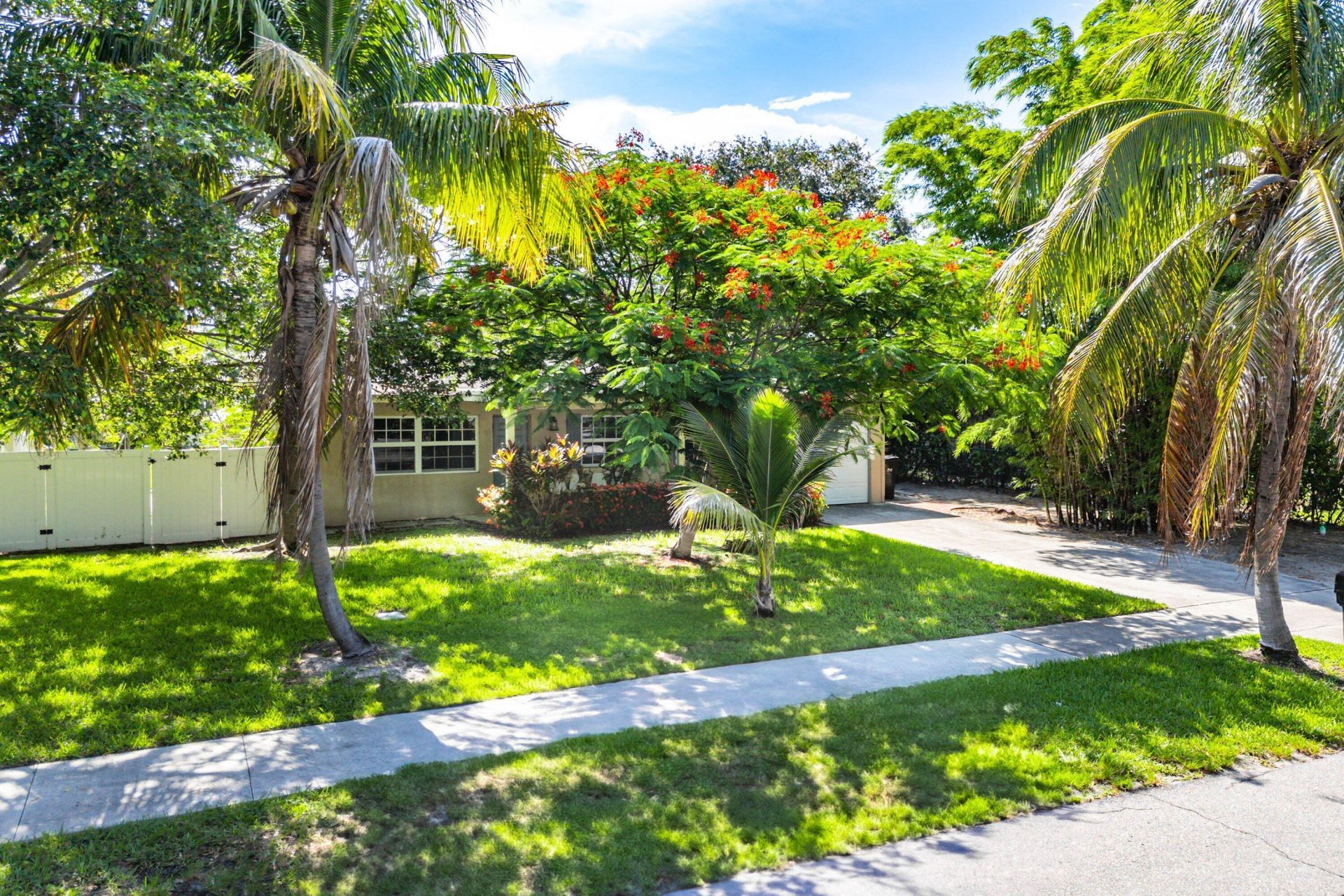 1638 NE 3rd Avenue, Delray Beach, FL 33444 Photo
