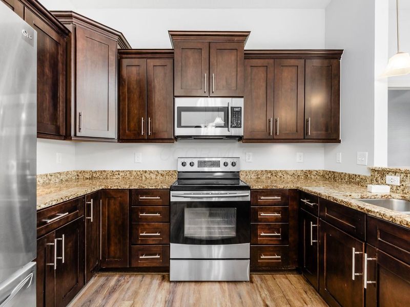 2786 Scioto Station Drive , Columbus, OH 43204 Photo 8
