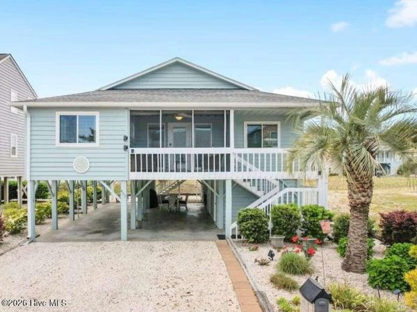 422 32nd Street, Sunset Beach, NC 28468