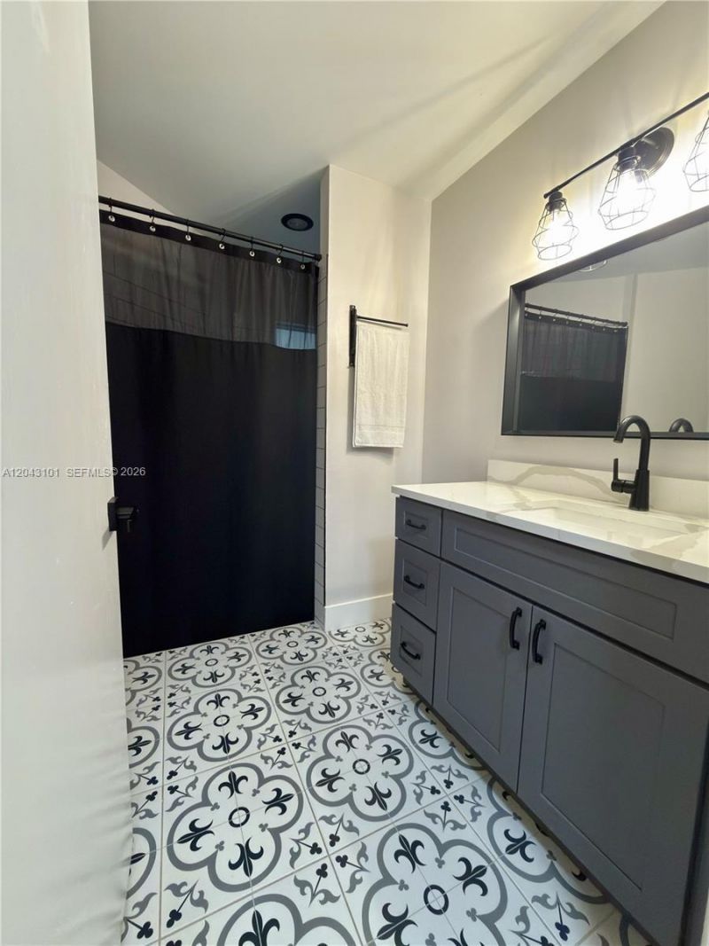 17905 SW 10th Ct, Unit 1, Pembroke Pines, FL 33029 Photo