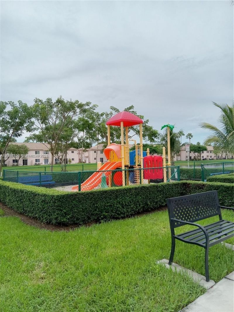 1261 SE 27th St , Unit 104, Homestead, FL 33035 Photo