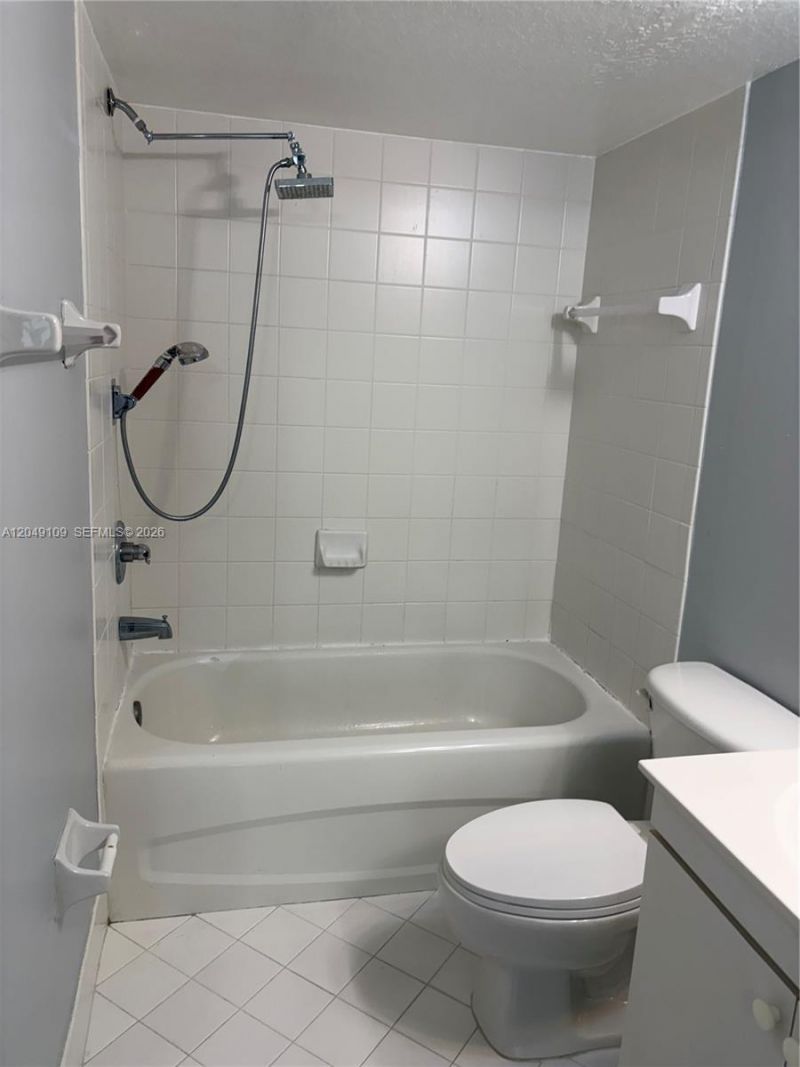 1261 SE 27th St , Unit 104, Homestead, FL 33035 Photo