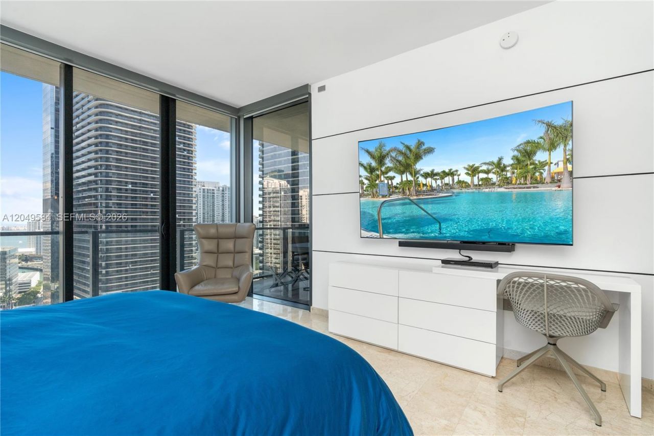 88 SW 7th St , Unit 2401, Miami, FL 33130 Photo