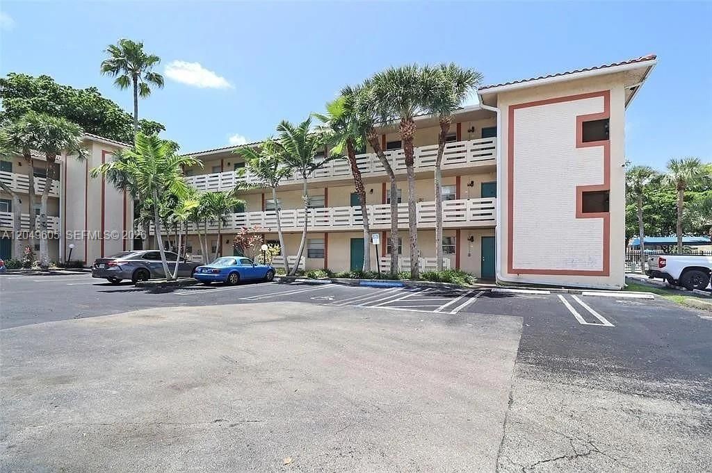 3246 NW 102nd Ter , Unit 308-F, Coral Springs, FL 33065 Photo