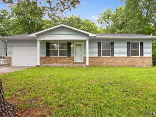 672 Berrywine Lane, Arnold, MO 63010